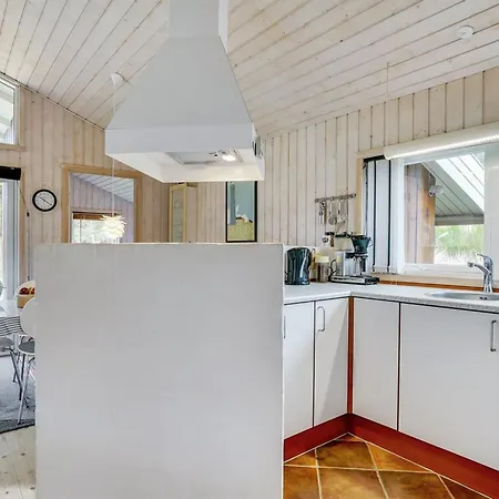 Ubbe Holiday home *